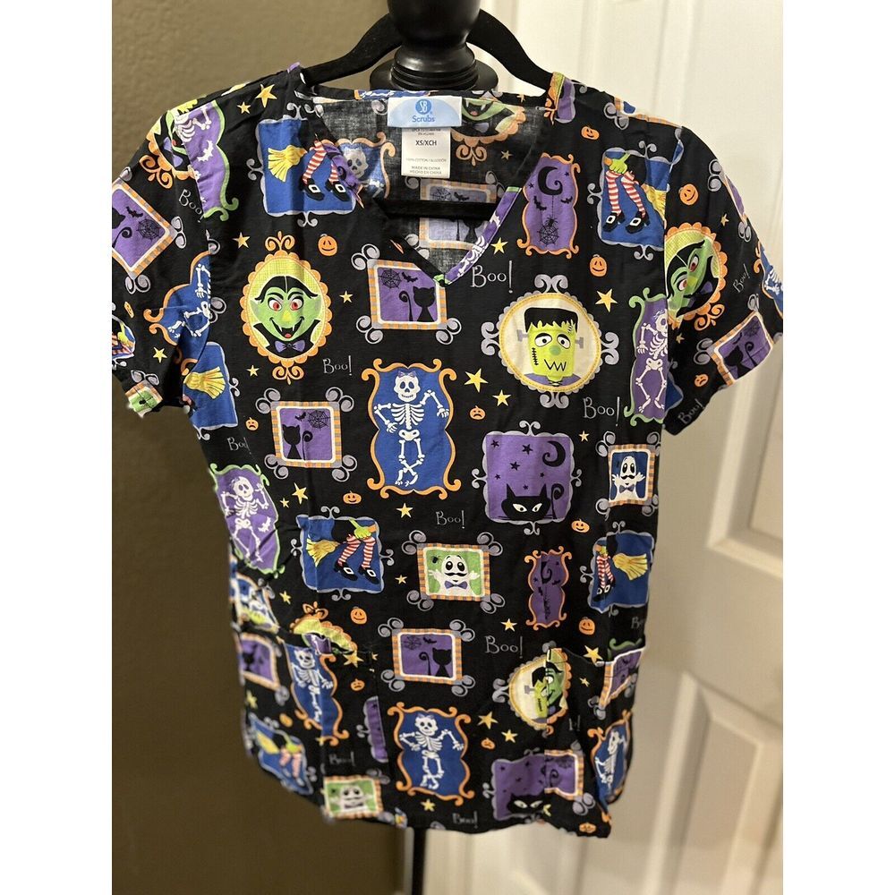 Womens SB Scrubs XS Black Halloween V Neck Pullover Cotton Scrub Top Ghost Bat